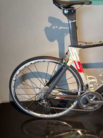 Used Cervélo S5 Ultegra Di2 6870 2018 2018 Road & Gravel — image 4 of 5