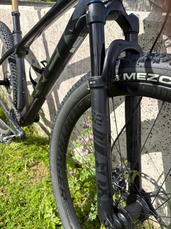 Used Trek Procaliber 9.8 2022 2022 Mountainbike — image 8 of 11