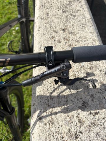 Used Trek Procaliber 9.8 2022 2022 Mountainbike, Black, 29 — image 9 of 11