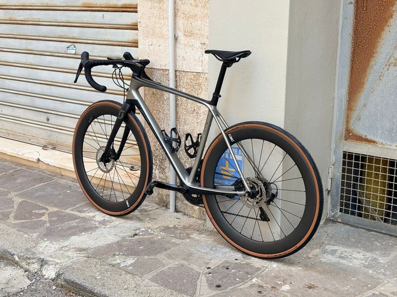 Gebrauchtes Scott addict rc 15 Custom Shimano 105 2019 Road & Gravel, Hellgrau — Bild 4 von 7
