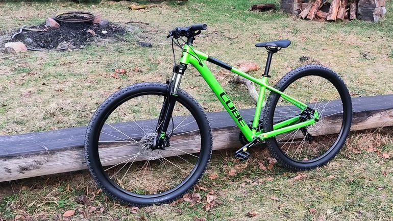 Used CUBE Aim Shimano Tourney 2023 Mountainbike — image 1 of 10