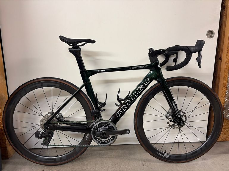 Used procycle Procycle Custom SRAM Red eTap AXS 2025 Road & Gravel — image 1 of 7