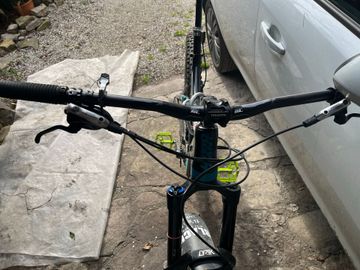 Tweedehands Giant Reign 27.5 2 2015 2015 Mountainbike — afbeelding 4 van 4