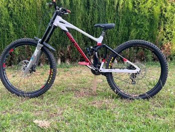 Used Mondraker Summum 27.5 2021 2021 Mountainbike, White, 27.5 — image 2 of 19