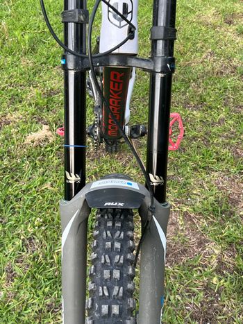 Used Mondraker Summum 27.5 2021 2021 Mountainbike, White, 27.5 — image 14 of 19