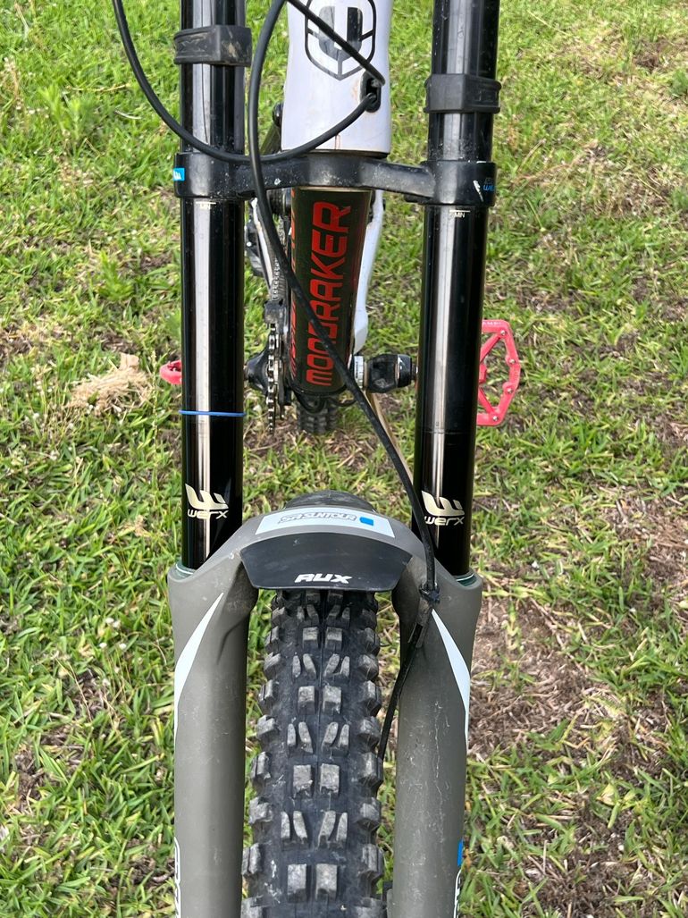 Used Mondraker Summum 27.5 2021 2021 Mountainbike, White, 27.5 — image 14 of 19