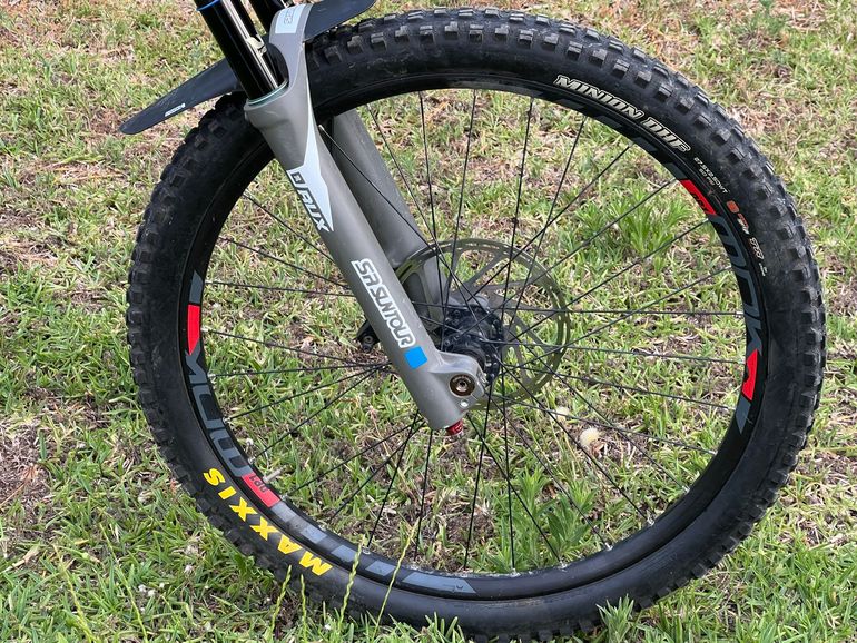 Used Mondraker Summum 27.5 2021 2021 Mountainbike, White, 27.5 — image 18 of 19