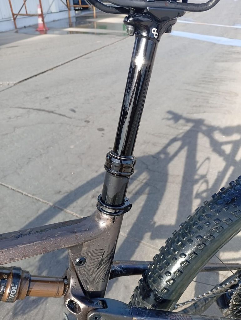 Used Orbea OIZ M-TEAM AXS 2025 2025 Mountainbike, Light Gray — image 8 of 10