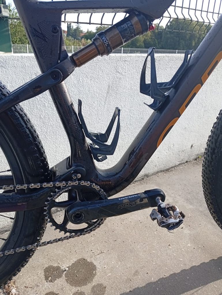 Used Orbea OIZ M-TEAM AXS 2025 2025 Mountainbike, Light Gray — image 4 of 10