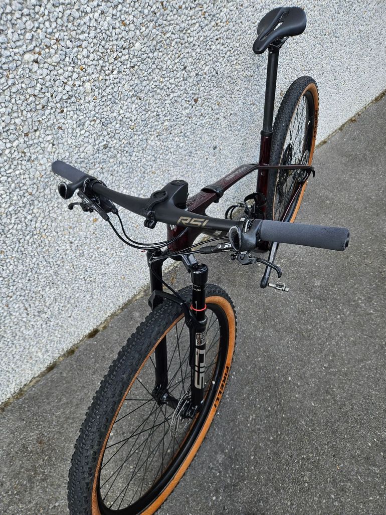 Used Trek Procaliber Shimano XTR 2025 Mountainbike, Red — image 2 of 16