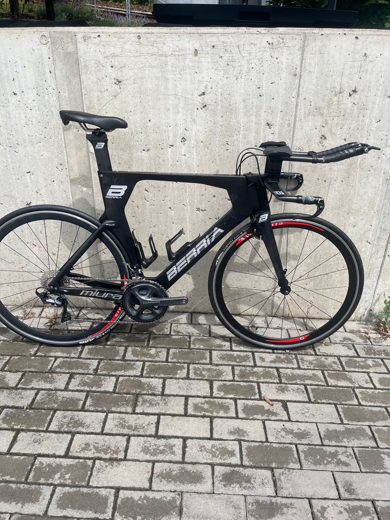 Used Berria Miura Invictus TT 2018 Road & Gravel — image 1 of 10
