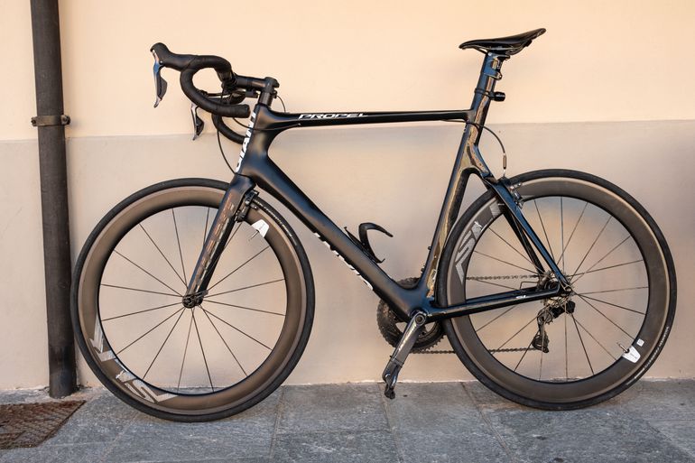 Used Giant Advanced Sl 2018 Road & Gravel, Schwarz — image 1 of 15