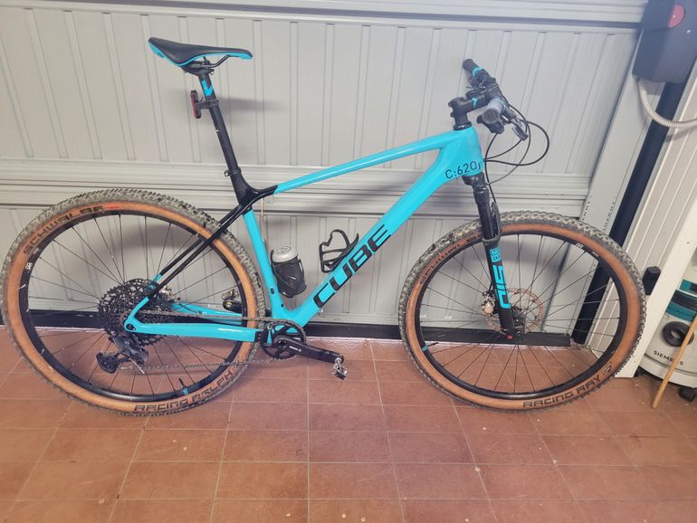 Used CUBE ELITE C:62 ONE 2022 2022 Mountainbike, Blau, 29, 20 — image 1 of 9