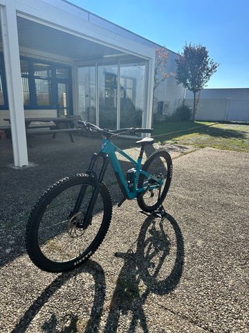 Gebrauchtes CUBE Stereo Shimano Deore XT 2023 Mountainbike, Blau — Bild 3 von 5