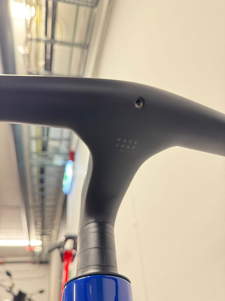 Used Trek Madone Shimano Ultegra Di2 2026 Road & Gravel, Rojo — image 12 of 14