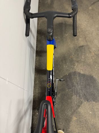 Used Trek Madone Shimano Ultegra Di2 2026 Road & Gravel, Rojo — image 4 of 14