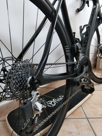 Cannondale Synapse Hi-MOD Disc RED eTap 2018 2018 Road & Gravel usato, Nero — immagine 4 di 21