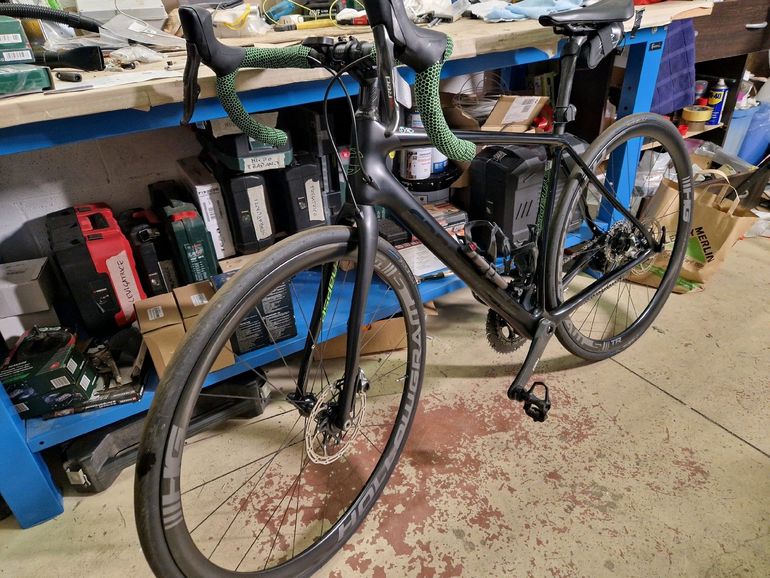 Brugt Cannondale Synapse Hi-MOD Disc RED eTap 2018 2018 Road & Gravel — billede 14 af 21