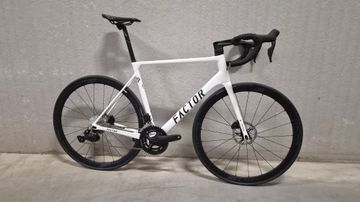 Used Factor O2 105 Di2 2025 Road & Gravel