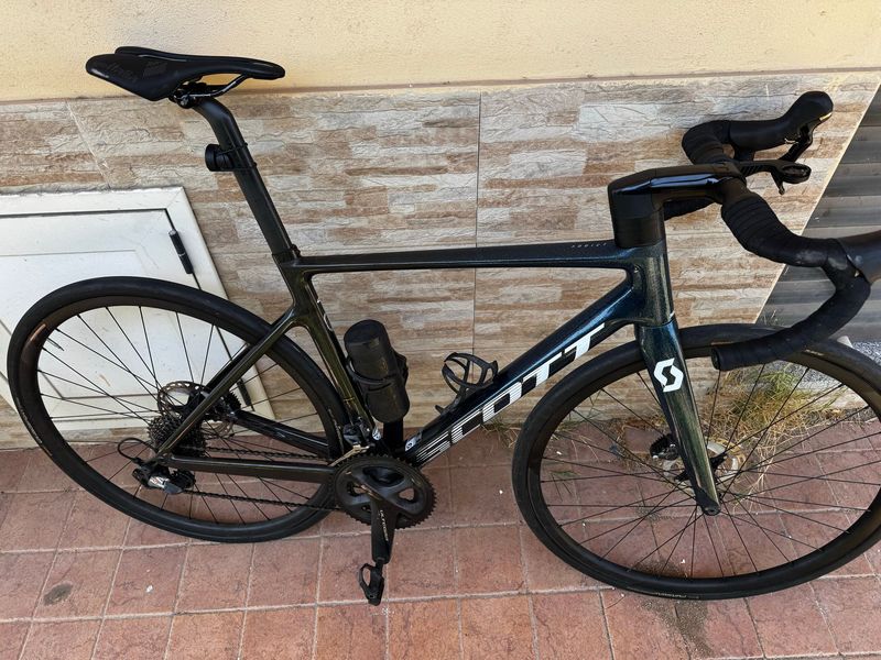 Gebrauchtes Scott Addict RC Shimano Ultegra 2022 Road & Gravel, Blau — Bild 8 von 13