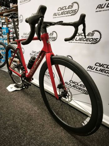 Used Colnago V4 Shimano 105 Di2 2026 2026 Road & Gravel, Red — image 2 of 3