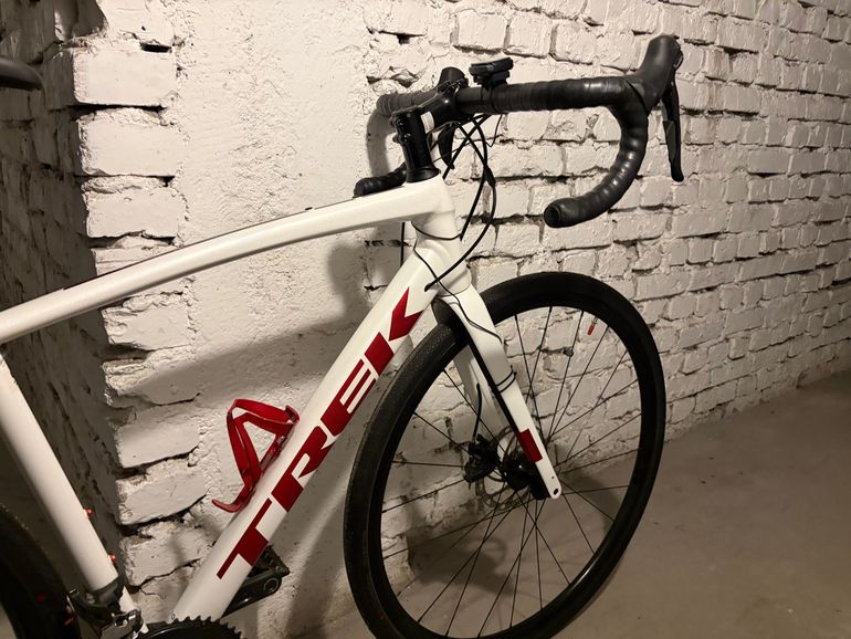 Used Trek Domane AL 3 Disc 2022 2022 Road & Gravel, Weiß — image 69 of 71