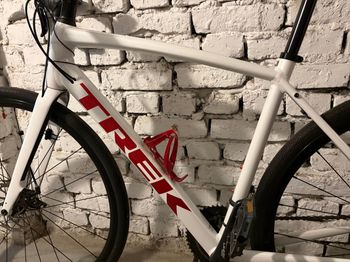 Gebrauchtes Trek Domane AL 3 Disc 2022 2022 Road & Gravel, Weiß — Bild 76 von 80