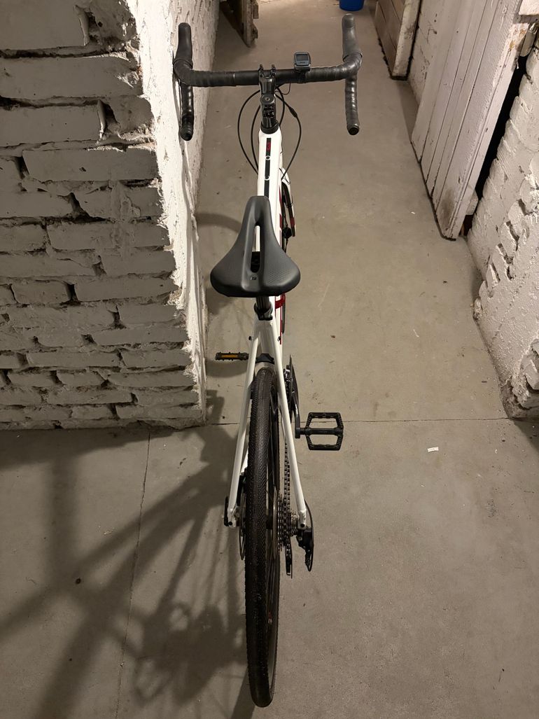 Used Trek Domane AL 3 Disc 2022 2022 Road & Gravel, Weiß — image 59 of 71