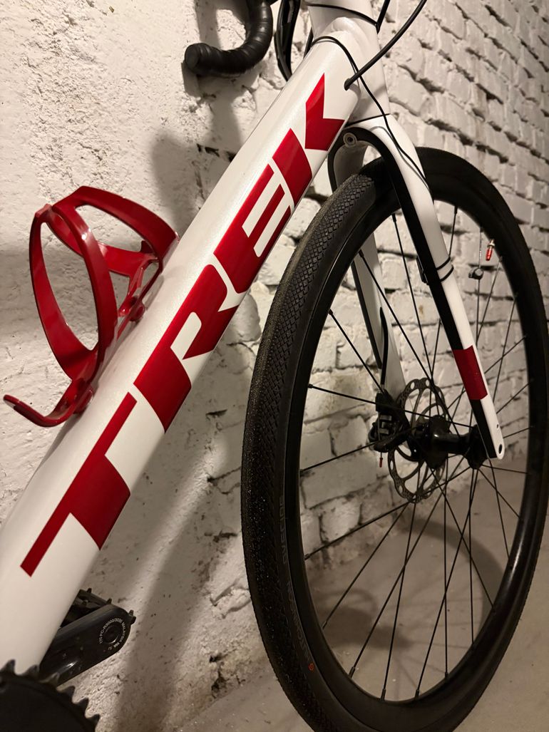 Used Trek Domane AL 3 Disc 2022 2022 Road & Gravel, Weiß — image 67 of 71