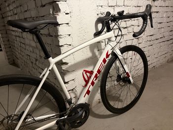 Used Trek Domane AL 3 Disc 2022 2022 Road & Gravel