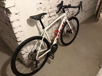 Used Trek Domane AL 3 Disc 2022 2022 Road & Gravel, Weiß — image 70 of 71