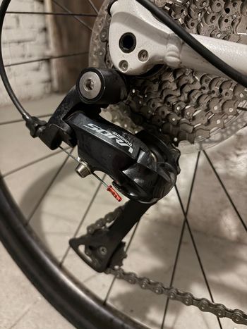 Used Trek Domane AL 3 Disc 2022 2022 Road & Gravel, Weiß — image 13 of 71