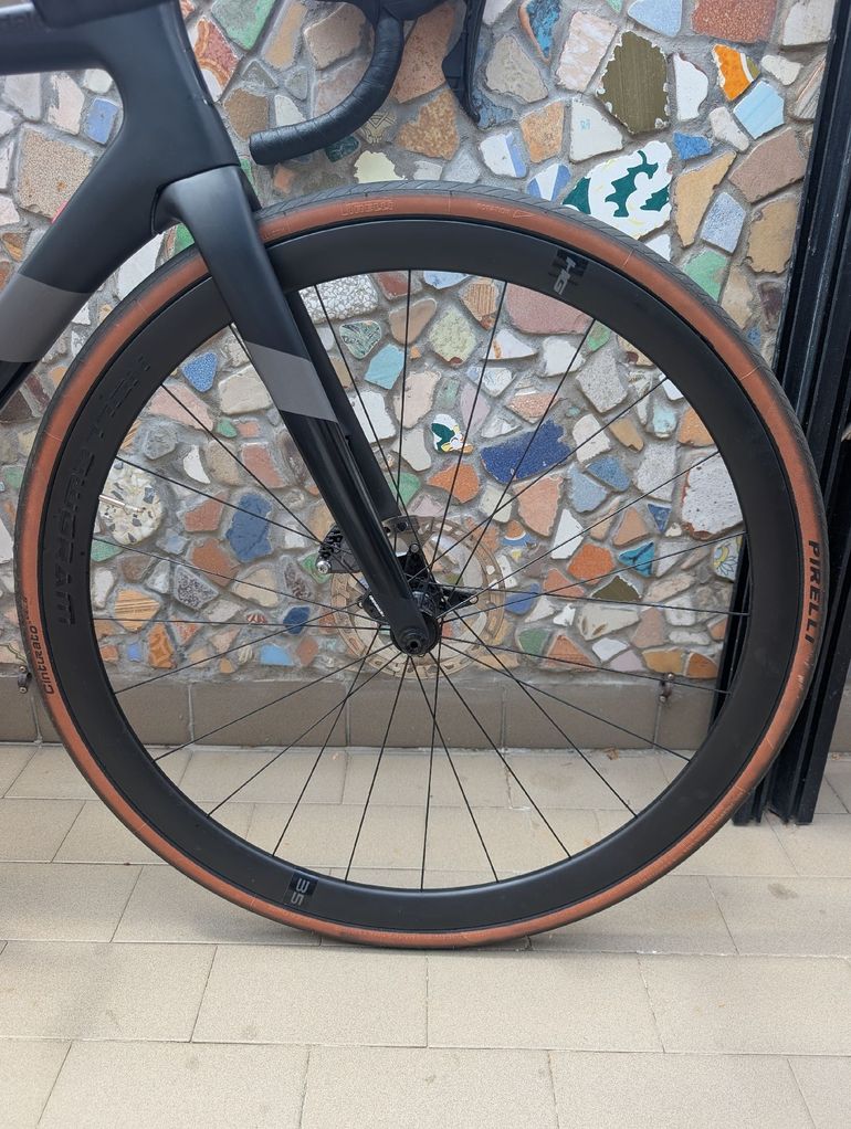 Used Cannondale SuperSix EVO Carbon Disc Ultegra 2020 2020 Road & Gravel, Black — image 3 of 5
