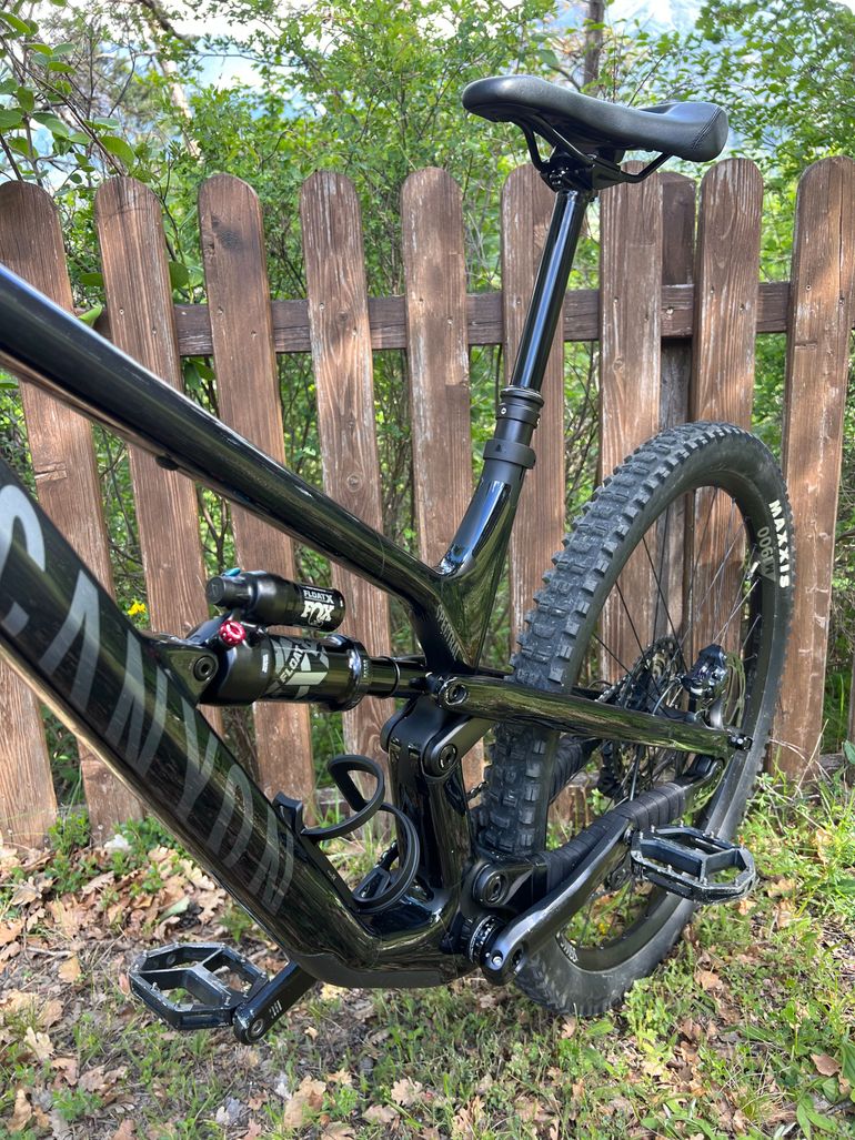 Used Canyon Spectral 29 CF 7 2023 2023 Mountainbike, Black, 29 — image 8 of 10
