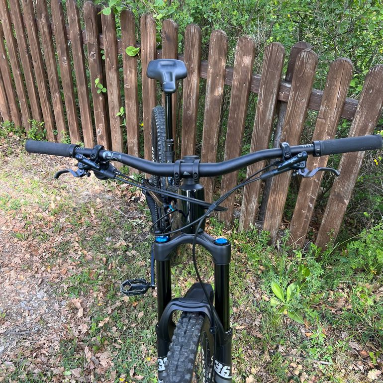 Used Canyon Spectral 29 CF 7 2023 2023 Mountainbike, Black, 29 — image 3 of 10