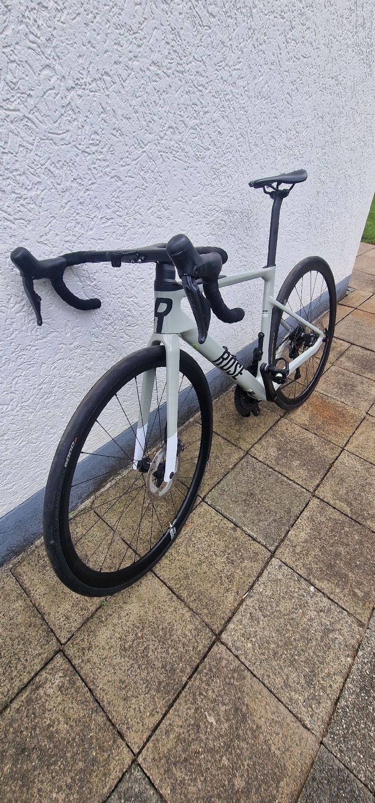 Used Rose XLITE 04 Ultegra Di2 2022 2022 Road & Gravel, Light Gray — image 4 of 7