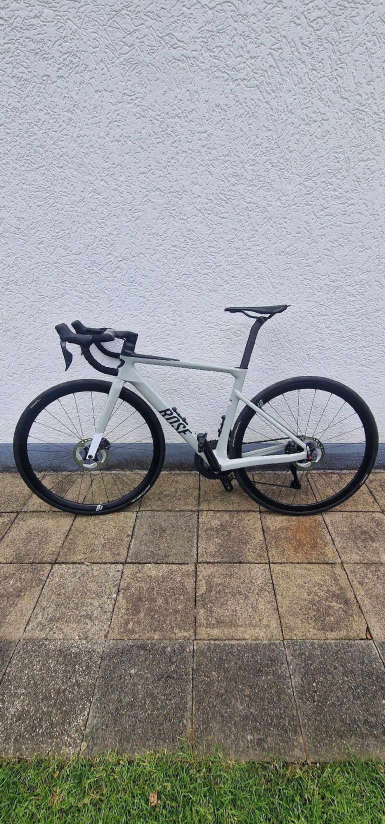 Used Rose XLITE 04 Ultegra Di2 2022 2022 Road & Gravel, Light Gray — image 2 of 7