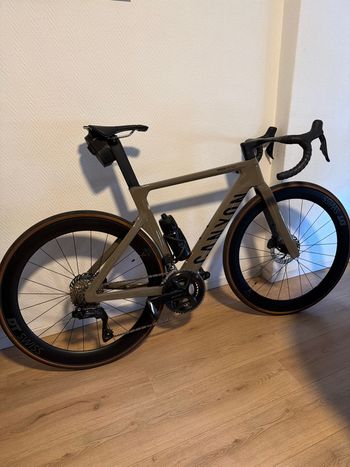 Used Canyon Aeroad CF SLX 7 Di2 2026 2026 Road & Gravel, Grün — image 3 of 3