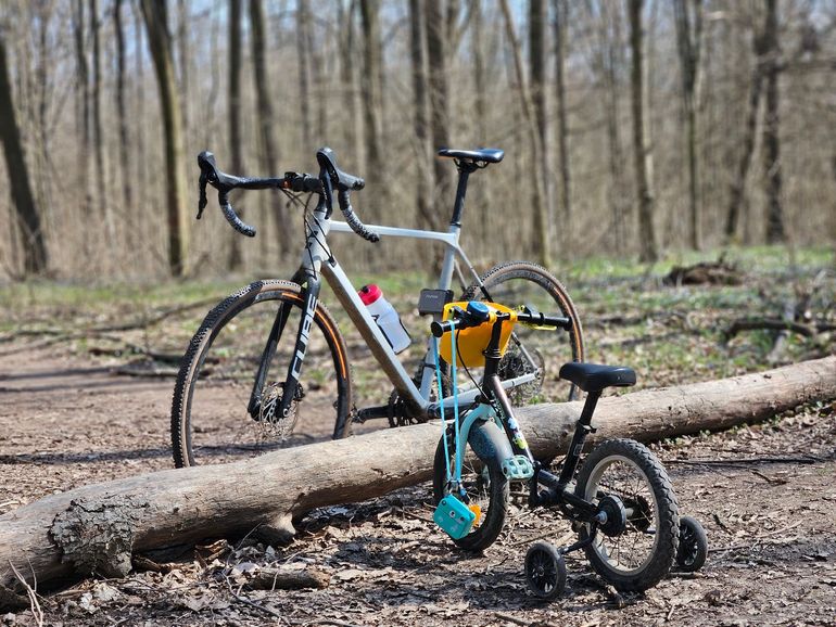 Used CUBE CROSS RACE 2022 2022 Road & Gravel, Light Gray — image 5 of 5