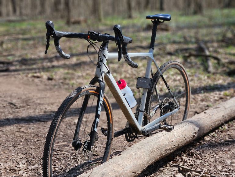 Used CUBE CROSS RACE 2022 2022 Road & Gravel, Light Gray — image 4 of 5