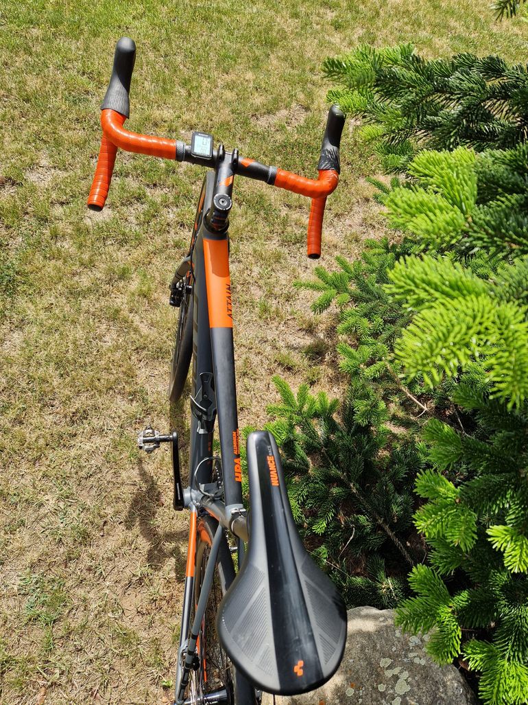 Used CUBE ATTAIN SL Disc 2019 2019 Road & Gravel — image 3 of 6