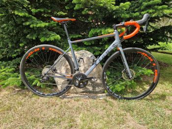 Used CUBE ATTAIN SL Disc 2019 2019 Road & Gravel — image 5 of 6