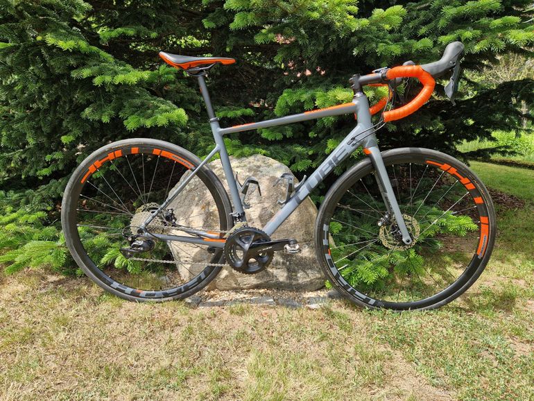 Used CUBE ATTAIN SL Disc 2019 2019 Road & Gravel — image 5 of 6