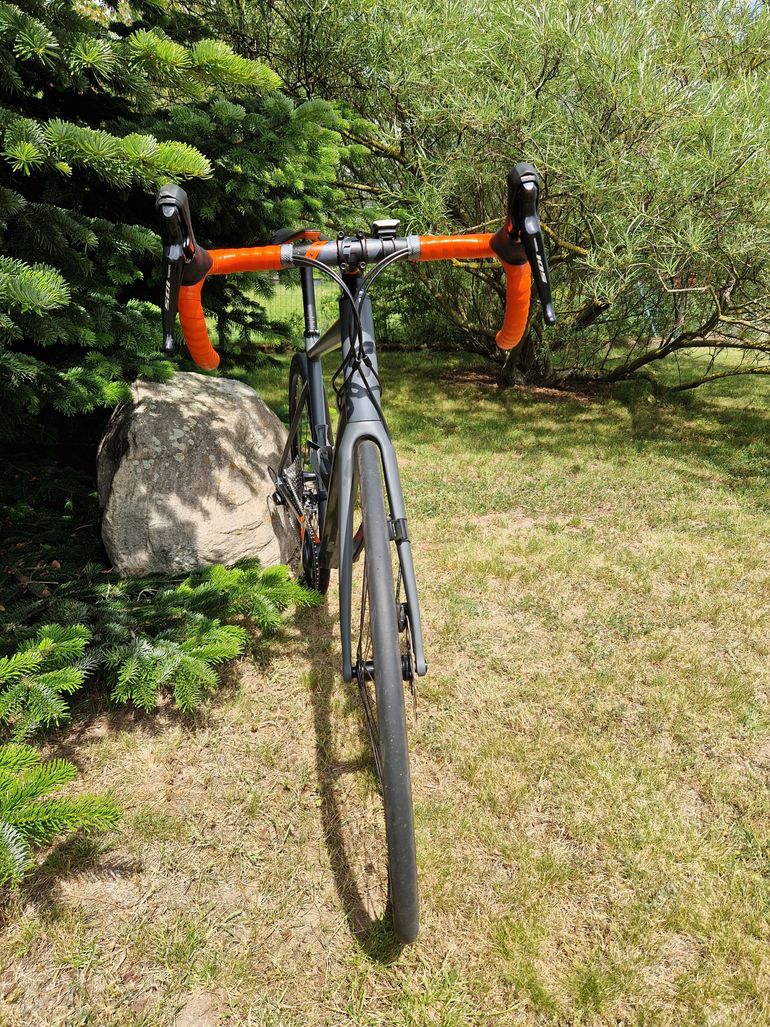 Used CUBE ATTAIN SL Disc 2019 2019 Road & Gravel — image 4 of 6