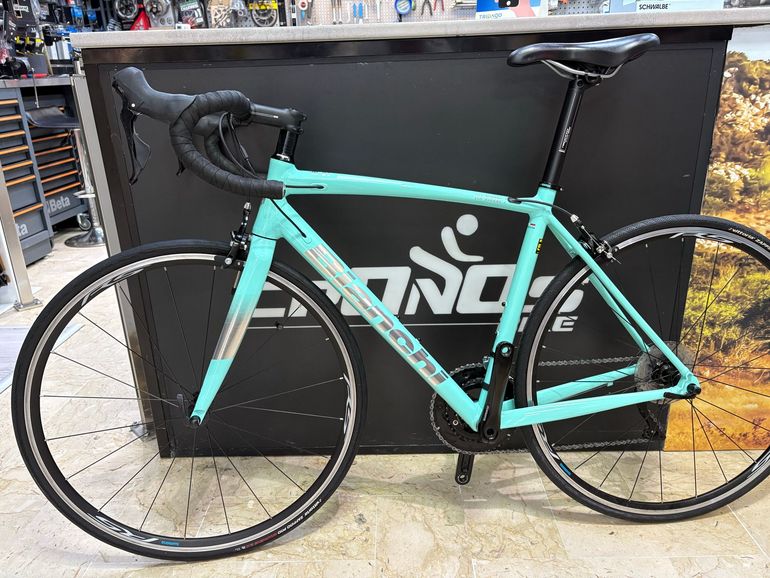 Used Bianchi Via Nirone 7 105 2021 2021 Road & Gravel, Green — image 6 of 8