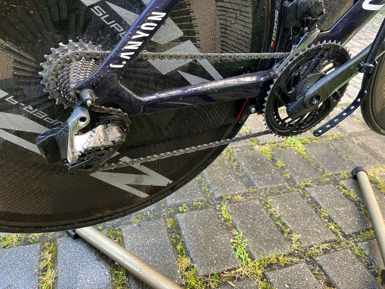 Used Canyon Speedmax SRAM Red eTap AXS 2021 Road & Gravel — image 8 of 10