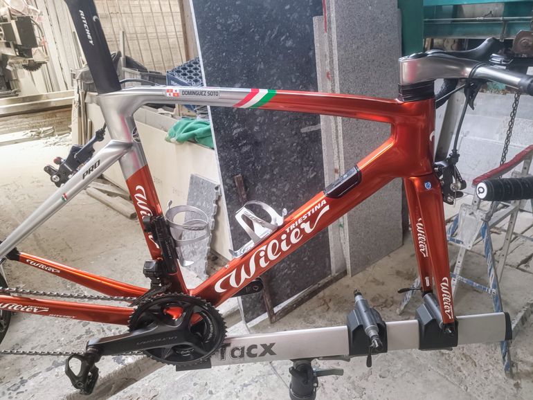 Used Wilier Cento10pro Shimano Ultegra Di2 (12 Speed) 2023 Road & Gravel, Orange — image 17 of 19