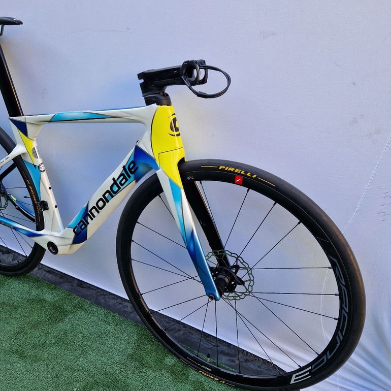 Used Cannondale SystemSix Hi-MOD Ultegra Di2 2023 Frameset 2023 Road & Gravel, Blue — image 2 of 5