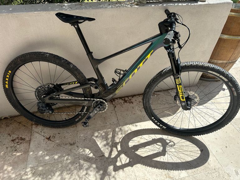 Used Scott Spark RC Team Issue AXS 2022 2022 Mountainbike, Grün, 29 — image 1 of 7