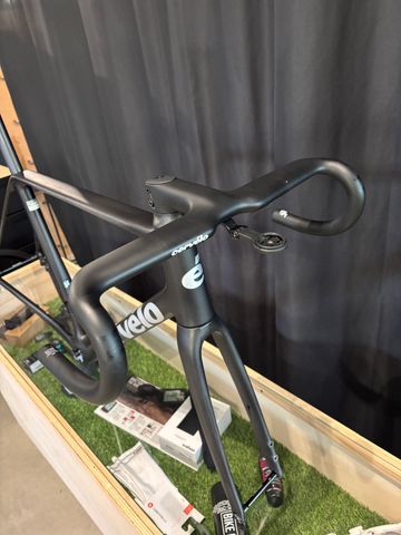Used Cervélo R5 Frameset 2026 Frameset 2026 Road & Gravel, Black — image 2 of 3